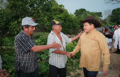 Caminos Renacimiento avanza en Kinchil: mejor conectividad para el campo yucateco