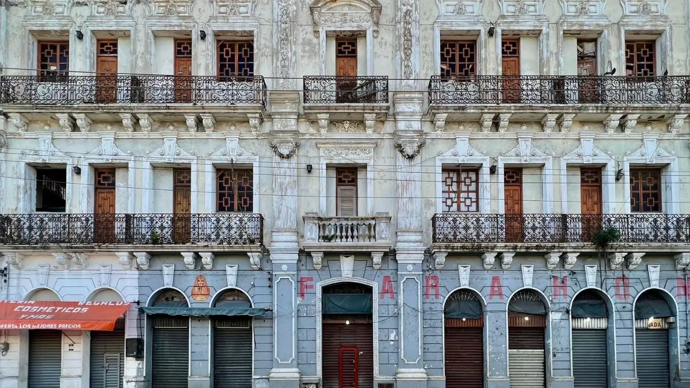 El Nuevo Hotel del Bazar (1906): Foto: Sergio Ceballos Castillo
