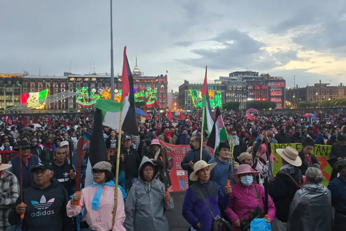 Marcha de Ayotzinapa de 2024. Foto: Mario Flores