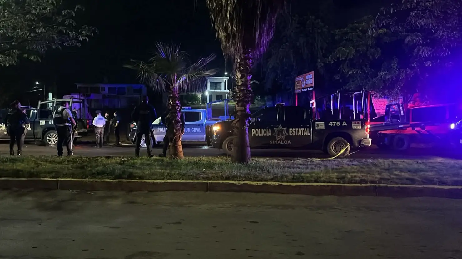 Tiroteo en la carretera Culiacán–Culiacancito deja policías y civiles heridos. Foto: X (@SinaSinFiltro)