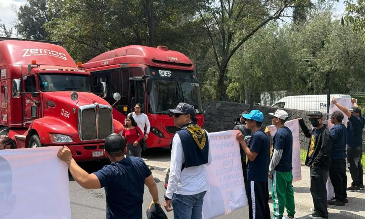 Bloqueo vial a causa de movilización en CDMX. Foto: Ramón Ramírez