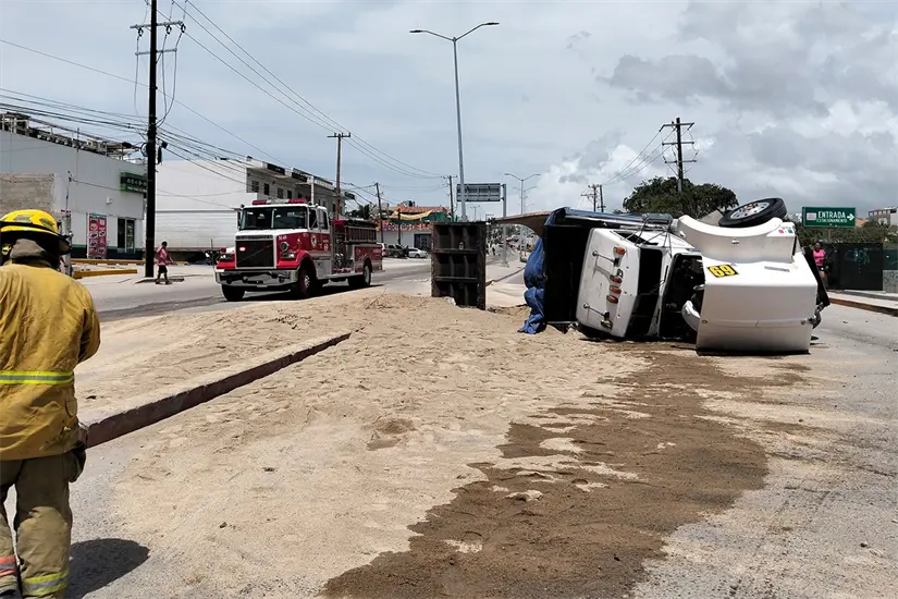 Foto: Bomberos de Cabo San Lucas.