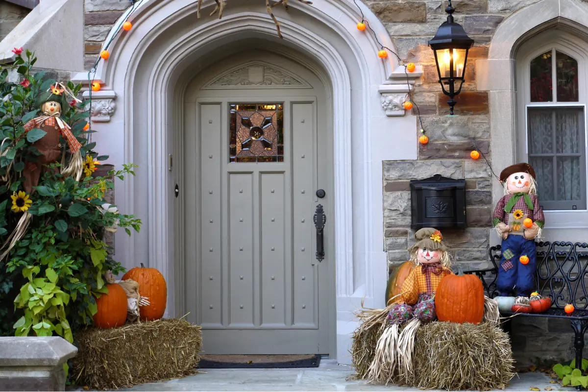 Con Halloween a la vuelta de la esquina, es ideal preparar decoraciones que sorprendan y alegren el ambiente festivo. Foto: Canva