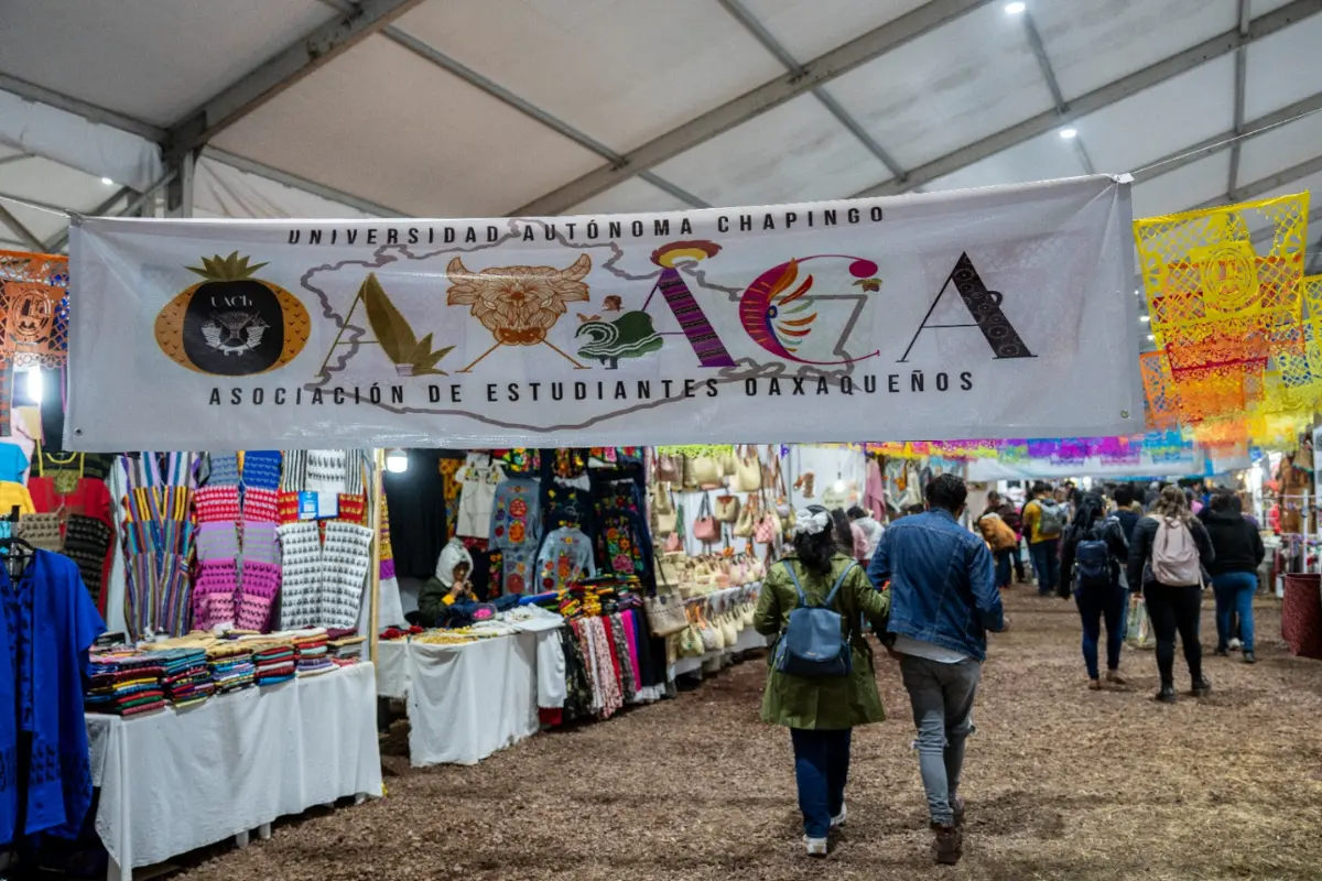 Feria de la universidad de Chapingo.  Foto: X (@AstrolabioTwitt)