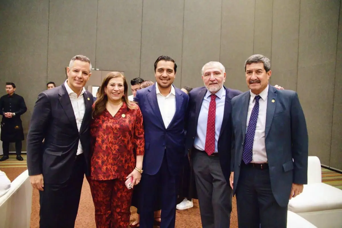 El alcalde de Santa Catarina, Jesús Nava Rivera, acudió al Senado de la República. Foto: Jesús Nava