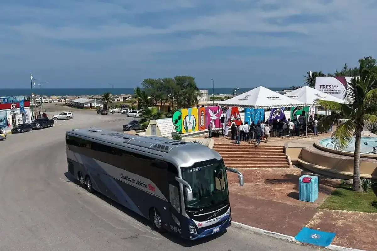 Descubre las novedades turísticas con la posible terminal de autobuses en Playa Miramar. Conexiones directas y comodidad para los visitantes.