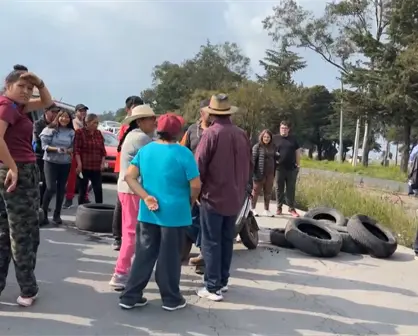 Bloqueo en autopista Toluca-Palmillas termina en ataque armado en el Edomex