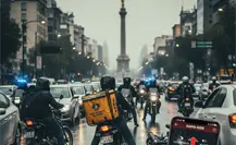 Motociclistas y regulación vial en CDMX: aumento de accidentes, vacíos legales y uso de apps de delivery