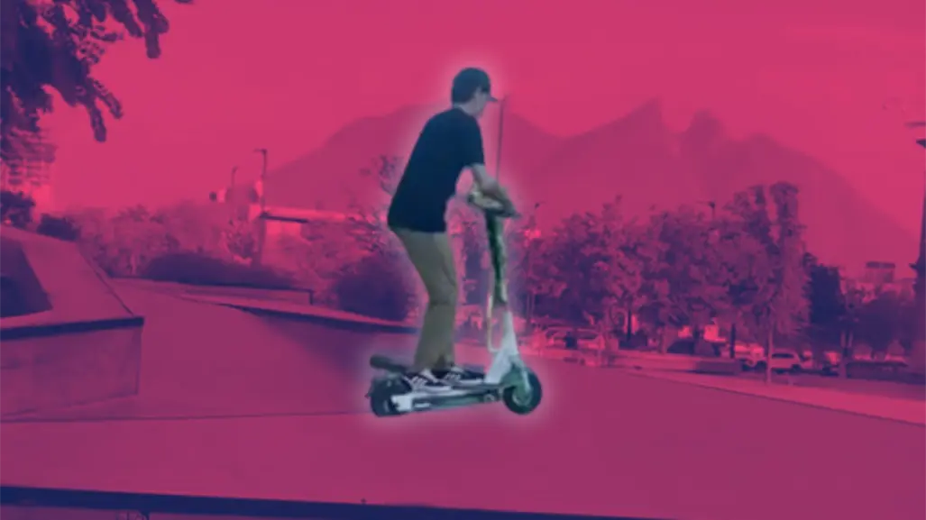Usuarios prueban scooters eléctricos en Monterrey y comparten sus recorridos en redes