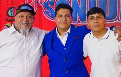 VIDEO | Integrantes de Suerte Sonidera atacan auto en Edomex con golpes y un gato hidráulico