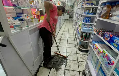 VIDEO | Lluvias en Nezahualcóyotl arrasan comercios: vecinos piden apoyo urgente