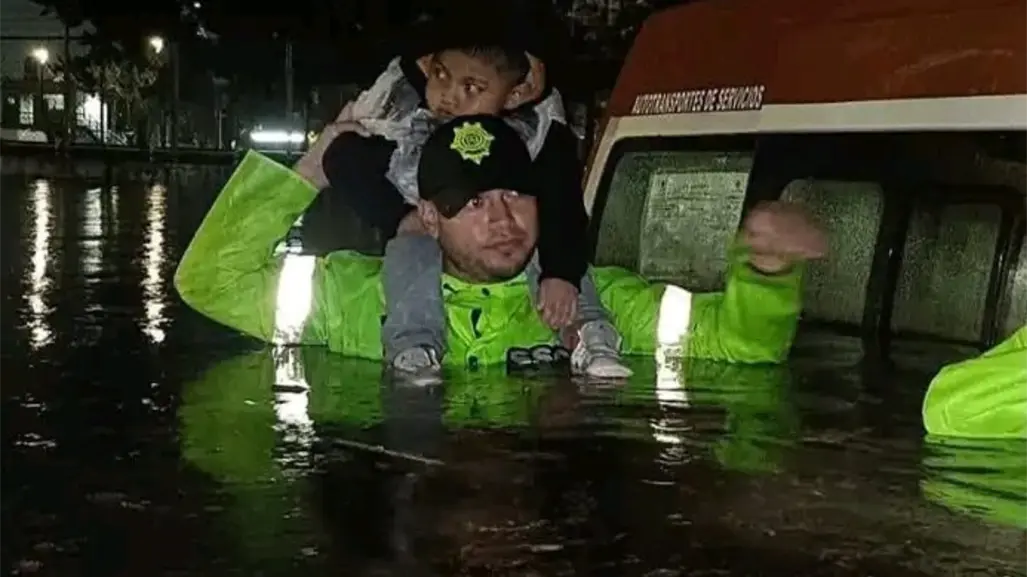 FOTOS | Continúan calles y viviendas bajo el agua en Edomex tras intensas lluvias del fin de semana