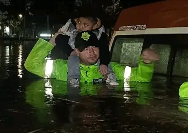 FOTOS | Continúan calles y viviendas bajo el agua en Edomex tras intensas lluvias del fin de semana