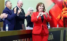 Adriana Garza Elizondo toma protesta como nueva directora de FACPYA