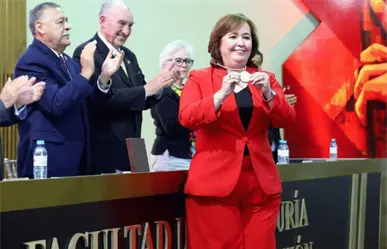 Adriana Garza Elizondo toma protesta como nueva directora de FACPYA