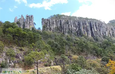 Esta es la distancia y tiempo de traslado de Durango al mítico Espinazo del Diablo