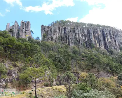 Esta es la distancia y tiempo de traslado de Durango al mítico Espinazo del Diablo