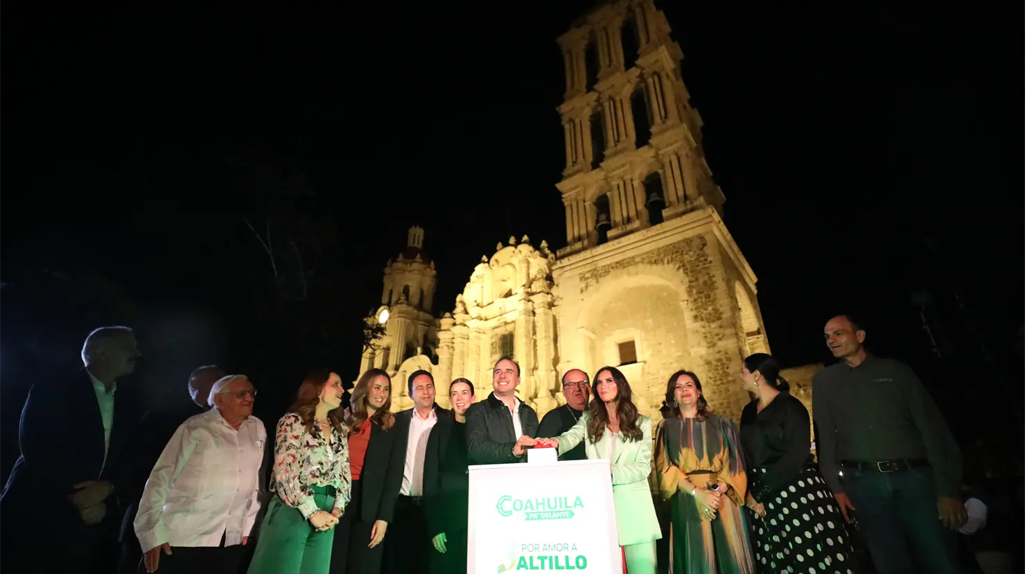 La Catedral de Santiago en Saltillo estrenó nueva iluminación. (Fotografía: Gobierno de Coahuila)