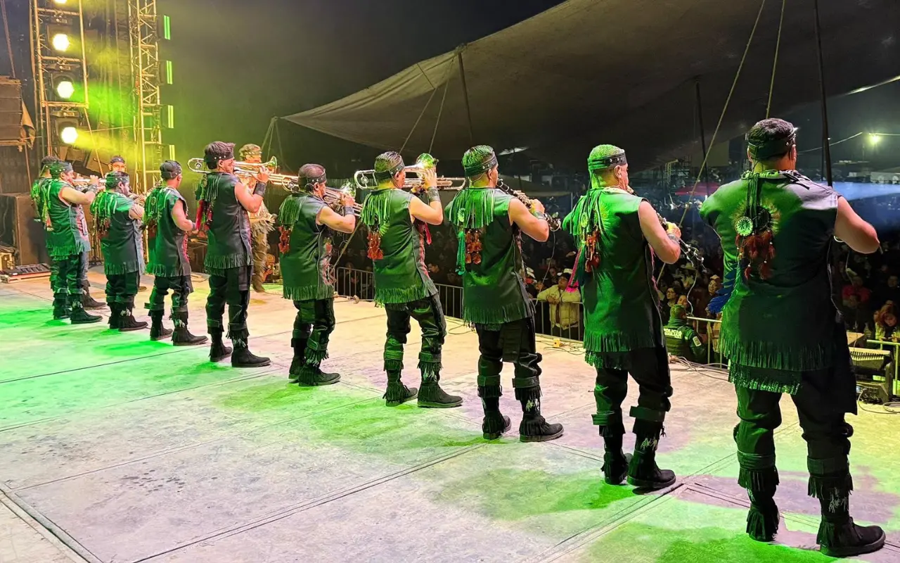Concierto de Banda Cuisillos. Foto: FB/ Banda Cuisillos (Canva)