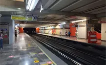 Detienen a hombre armado tras disparar dentro del Metro Centro Médico en CDMX