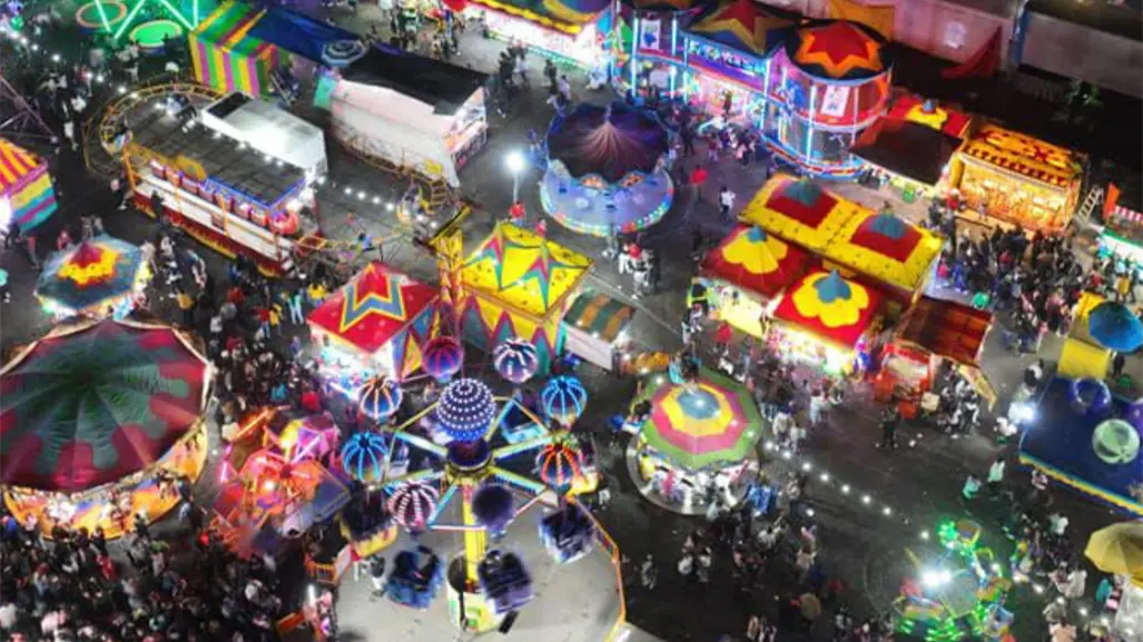 VIDEO | Pelea entre vecinos y policías en feria de Valle Dorado Naucalpan causa caos total