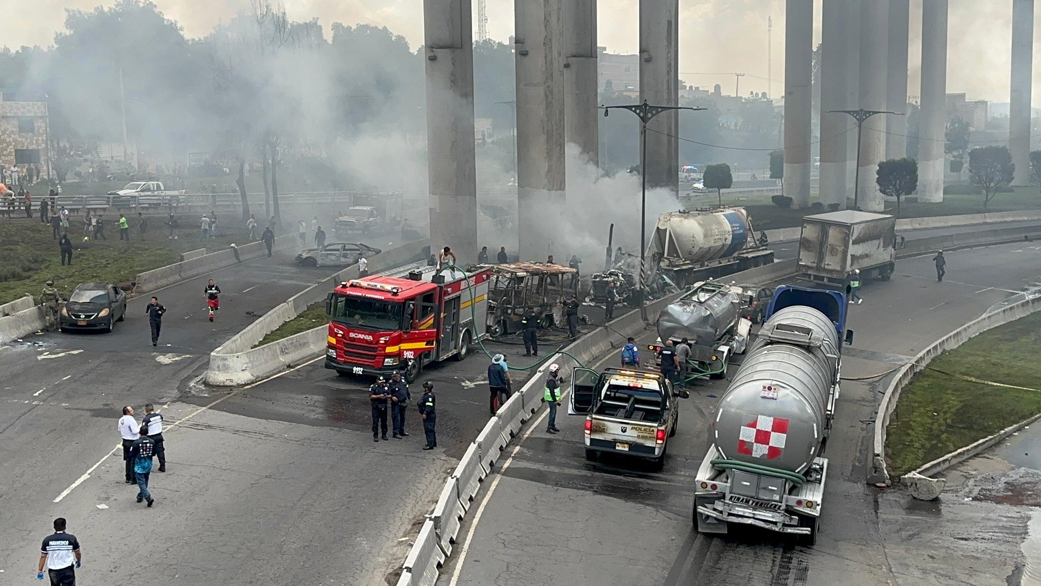 Siguen las investigaciones sobre la explosión de la pipa en Iztapalapa