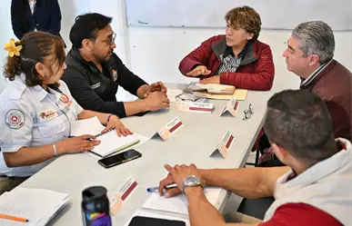 Delfina Gómez supervisa apoyo a familias tras intensas lluvias en Nezahualcóyotl