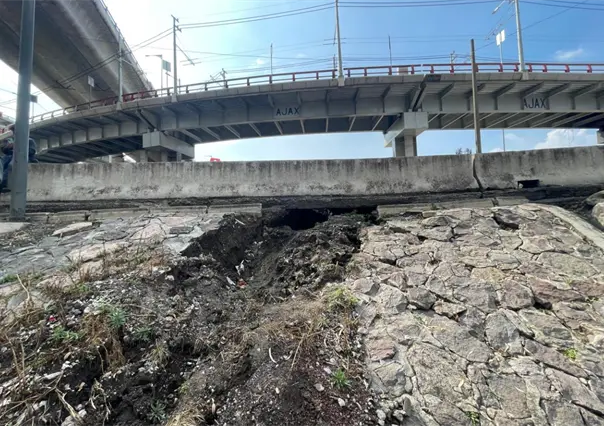 Tras volcadura de pipa, socavón vuelve a preocupar en la zona de La Concordia, Iztapalapa