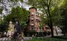 Vive Día de Muertos en CDMX con un tour en bici por casas embrujadas y edificios llenos de leyendas