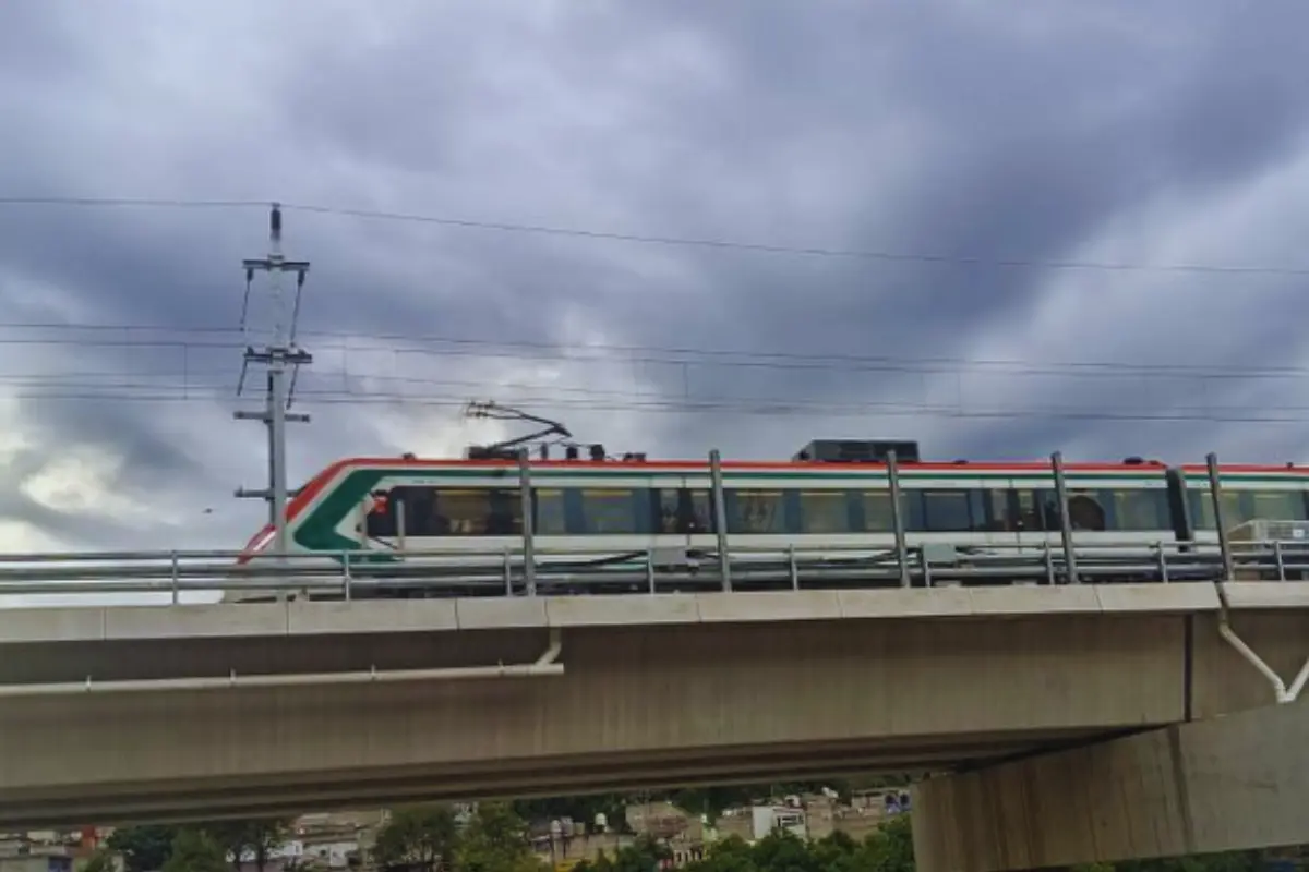 Tren Interurbano México-Toluca.  Foto: X (@SntVTC)