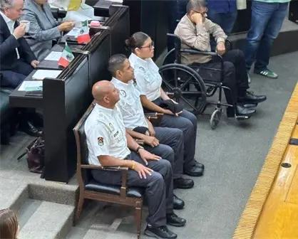 Entregan Medalla Fray Servando Teresa de Mier a ciudadanos distinguidos
