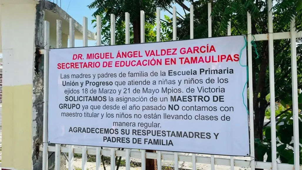 Escuela Unión y Progreso del ejido 18 de Marzo pide maestro fijo para no perder clases