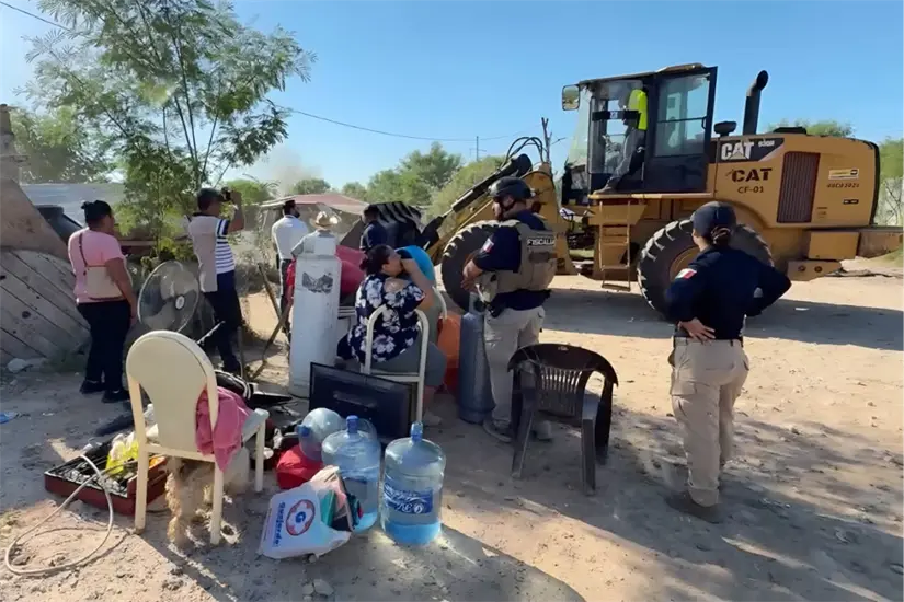 Decenas de familias en un predio de la colonia 23 de Marzo de Reynosa fueron desalojadas por mandato judicial. Foto: Victoria Jiménez