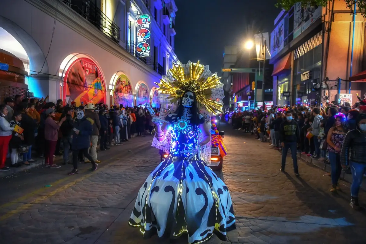 Catrina en desfile.  Foto: X (@mvazquez71)