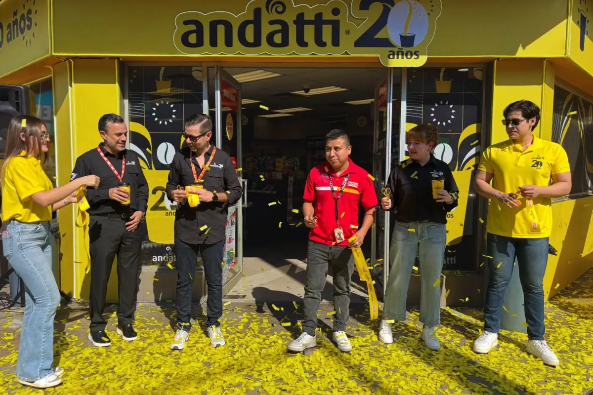 Andatti se encuentra en tiendas OXXO en México y Sudamérica Foto: POSTAMX