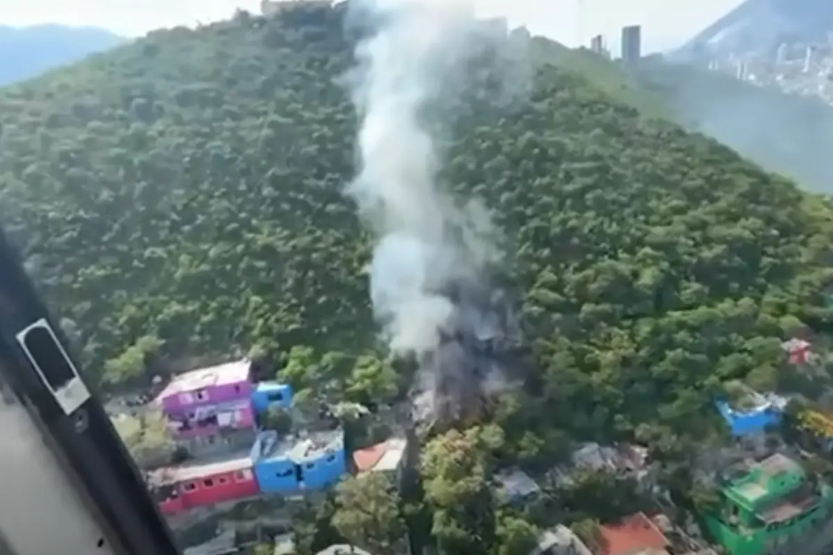 Incendio en la Loma Larga. Foto: Captura de pantalla Protección Civil Nuevo León