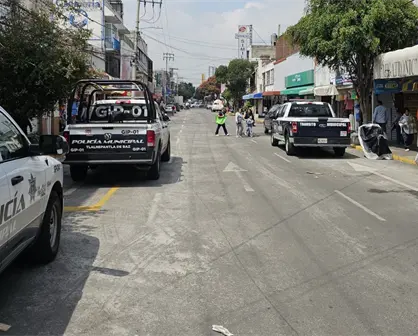 VIDEO | Ambulantes se pelean por lugares en Tlalnepantla y un hombre queda en terapia intensiva