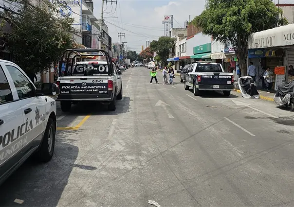 VIDEO | Ambulantes se pelean por lugares en Tlalnepantla y un hombre queda en terapia intensiva