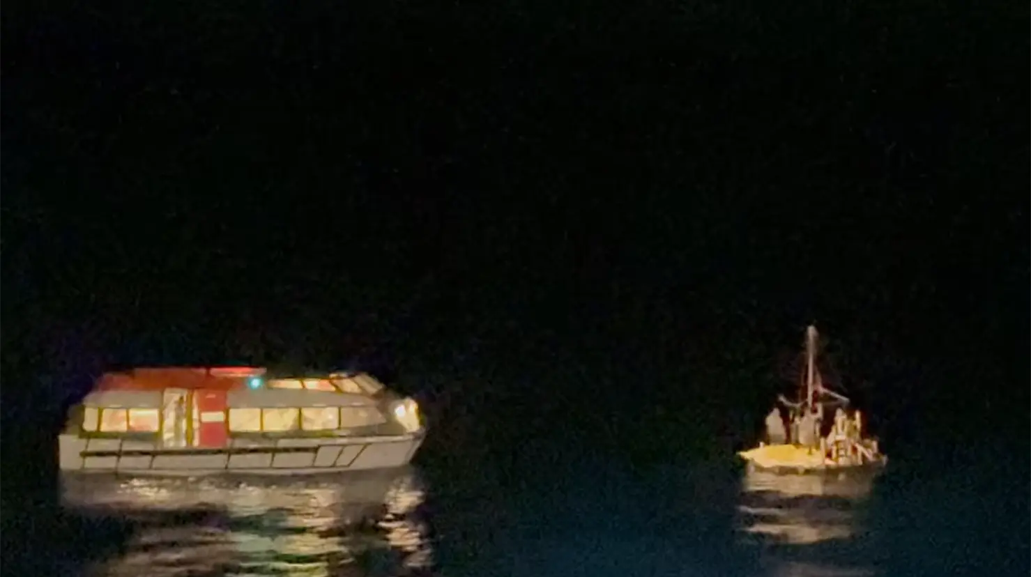 Crucero de Royal Caribbean rescata a docena de personas en alta mar. Foto: Facebook (Jeffrey Walker)