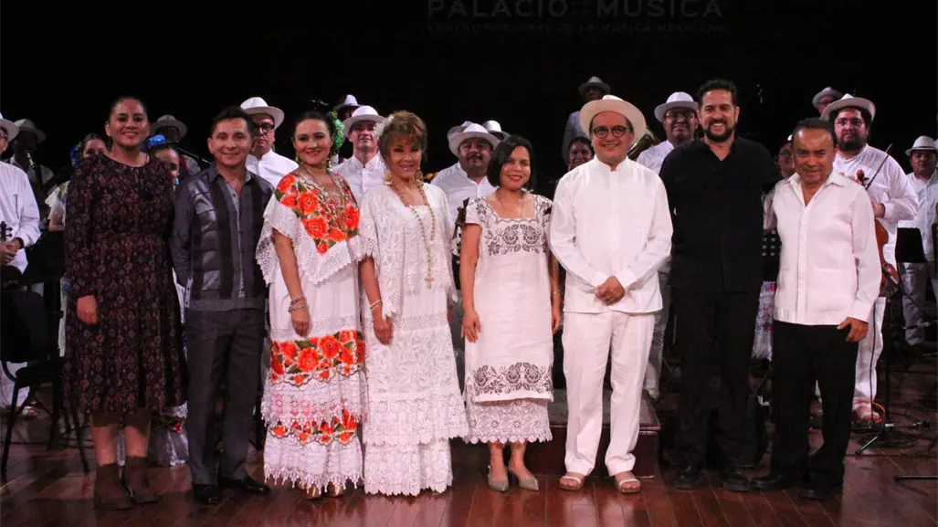 ¿De dónde proviene la música de trova y cómo logró convertirse en un símbolo en Yucatán?