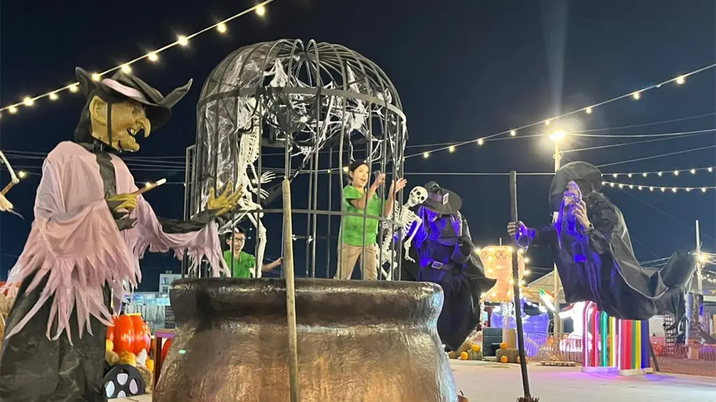 ¿Qué experiencias ofrece Spooky Town Saltillo para Halloween 2025?
