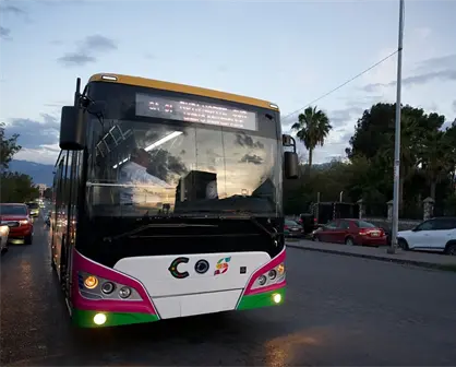 Gobierno de Saltillo desmiente imágenes sobre presuntos daños a autobús; llama a combatir fake news