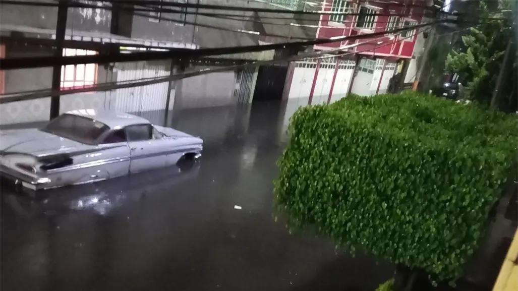 ¿Cómo obtener el apoyo de 8 mil pesos a damnificados por inundaciones en Nezahualcóyotl y La Paz?