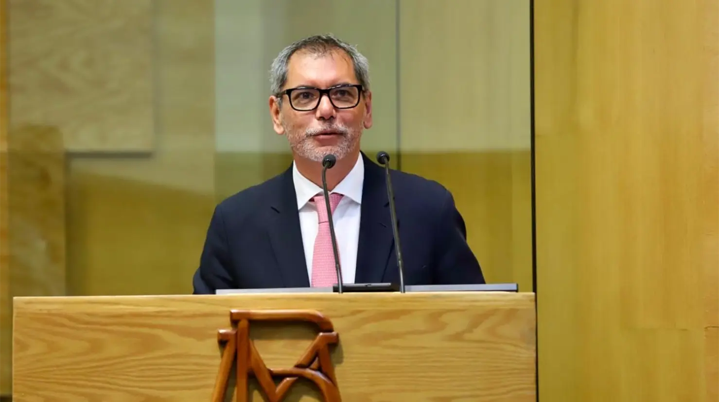 ¿Quién es Édgar Amador Zamora? El secretario de Hacienda que aseguró que México no está en recesión. Foto: X (@Edgar_Amador_Z)