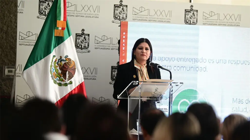 Proponen extender licencia de maternidad por 6 meses para lactancia en Nuevo León