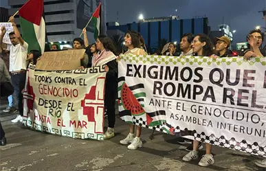 Manifestantes propalestinos vandalizan accesos de la SRE en CDMX y bloquean Avenida Juárez