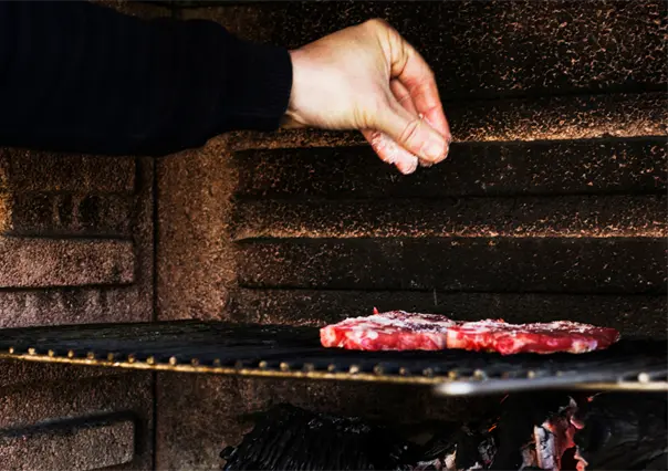 Modismos y carne asada: la identidad regia que define a Monterrey