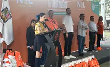 Nuevo León refuerza la educación con entrega útiles escolares en escuela de Monterrey