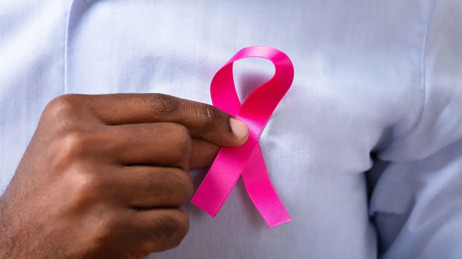 ¿Los hombres pueden padecer cáncer de mama?. Foto: Freepick