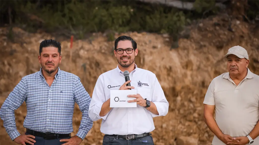 David de la Peña entrega histórica obra vial en Santiago
